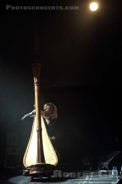 MARY LATTIMORE - 2016-04-28 - PARIS - Petit Bain - 